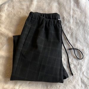 Aritzia Babaton Jimmy Trousers in Black Pattern